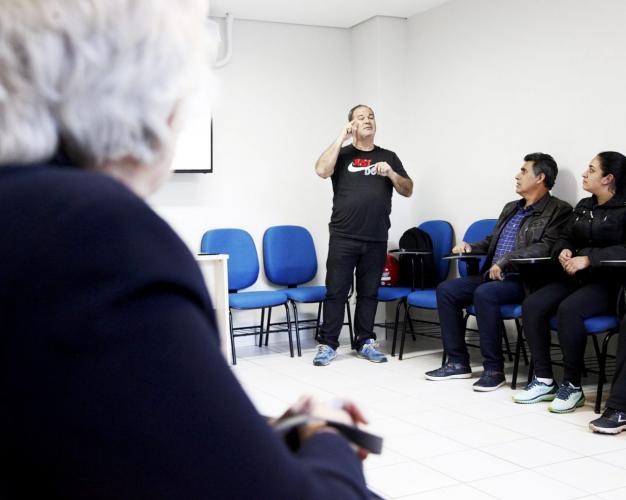 Hospital Universitário da UEPG oferece curso de Libras para profissionais da saúde