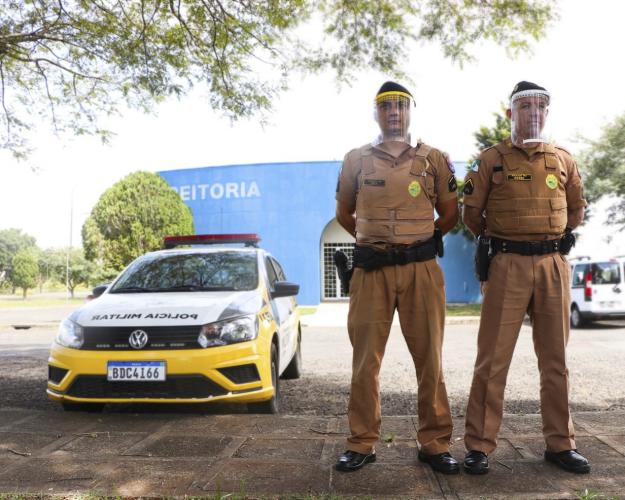 Voluntários UEPG entregam EPI para Samu, PM e Instituto de Identificação