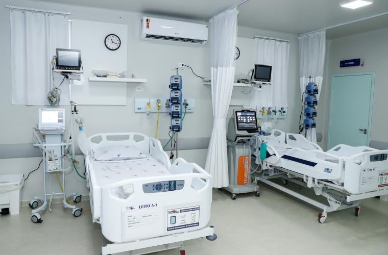Governo do Estado já abriu 913 leitos de UTI para Covid-19