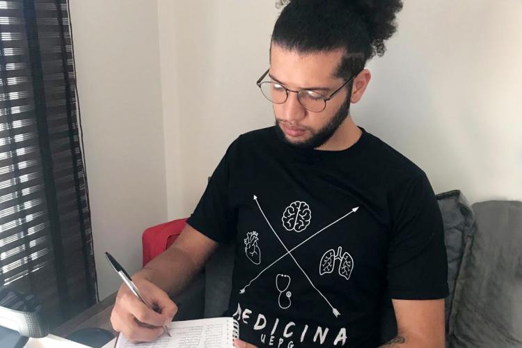 UEPG inicia aulas remotas