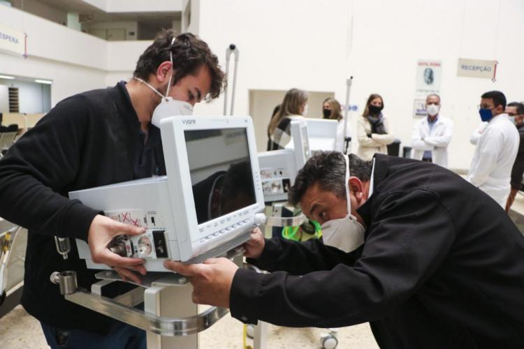 HU-UEPG recebe equipamentos para 10 novas UTIs Covid-19