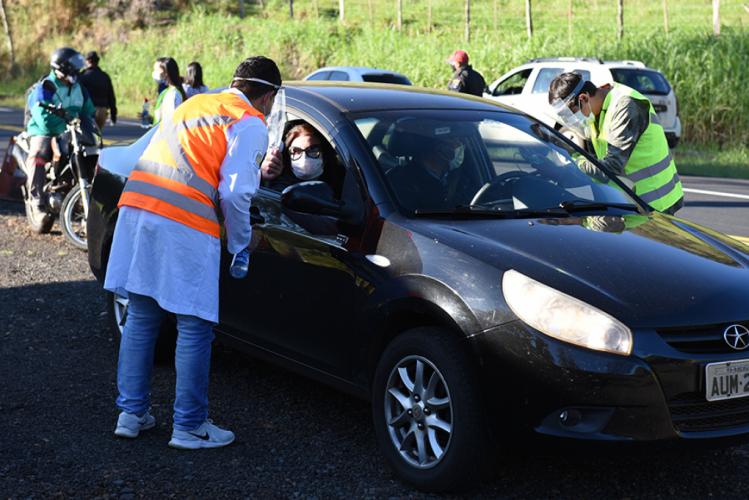 Parceria entre UENP e UEL possibilita impressão de 50 mil panfletos