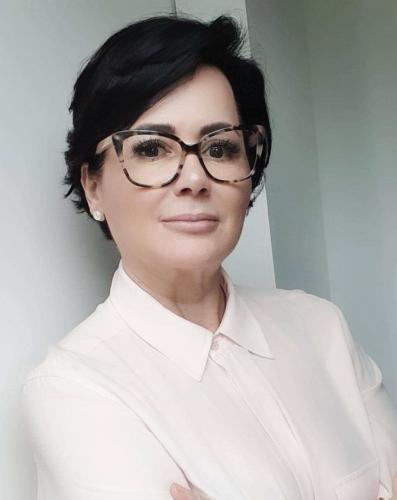 professora da UEM Linnyer Beatrys Ruiz Aylon