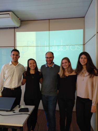 Estudantes que tiveram seus trabalhos selecionados.