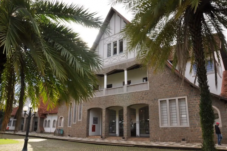 Fachada do Museu de Londrina