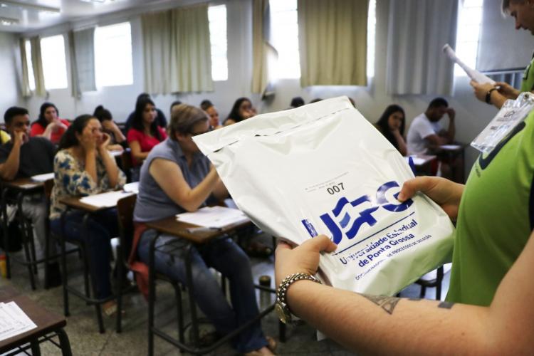 Inscrições para os vestibulares da UEPG e da UEL encerram nesta semana