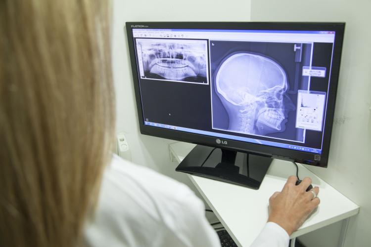 Paraná investe mais de R$ 900 mil em centro de Odontologia Digital nos Campos Gerais