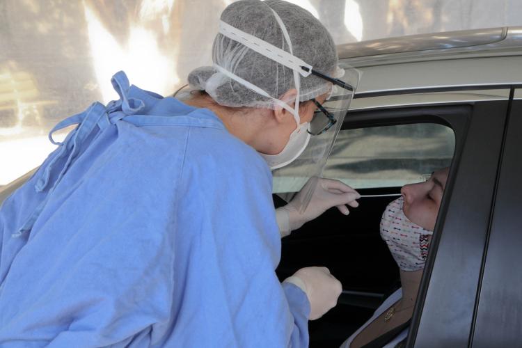 Paraná se destaca na estratégia de testagem para a Covid-19