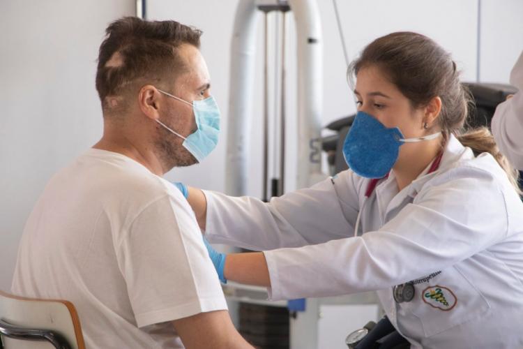 Paciente sendo atendido