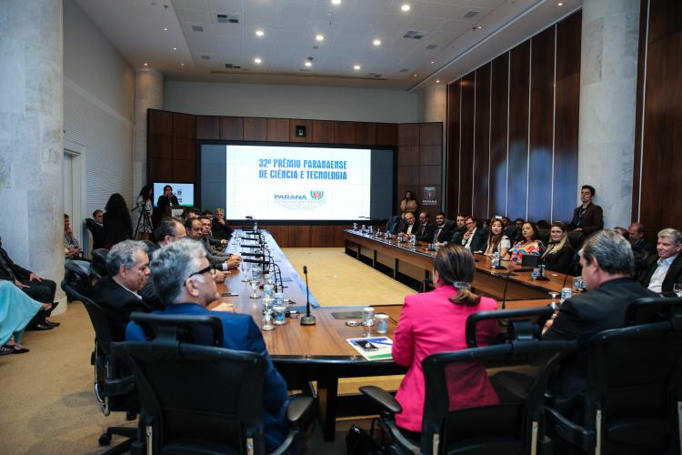 prêmio ciência e tecnologia