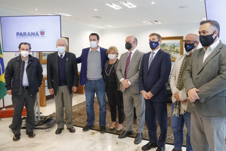 Por intermédio do Estado, TCE destina R$ 18 milhões para apoiar vacina da UFPR