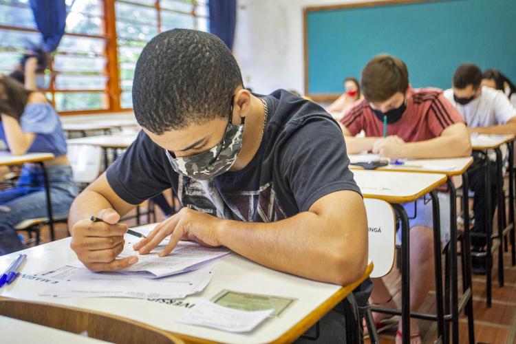 Vestibular da UEM será em 20 de fevereiro e PAS em 27 de março