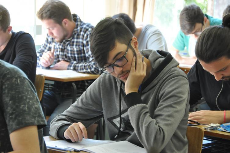 alunos vestibular