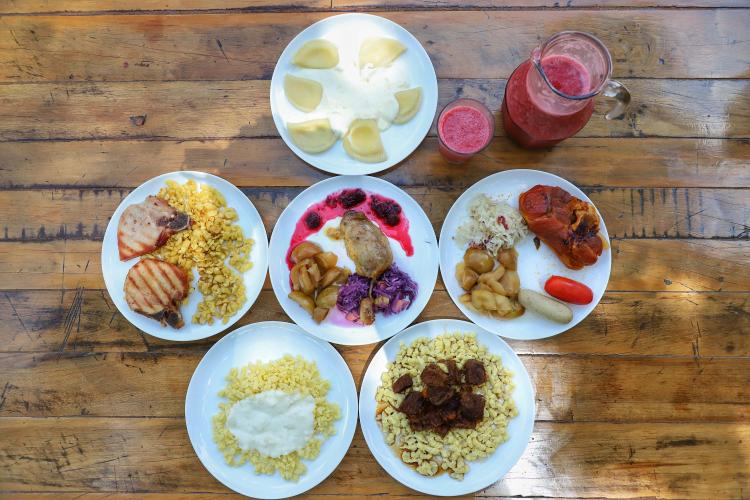 Pesquisa da UEL avalia influência da pandemia na alimentação de mulheres profissionais da saúde