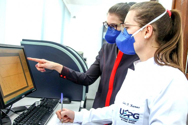 UEPG realiza estudo para identificar variantes da Covid-19 em pacientes do HU