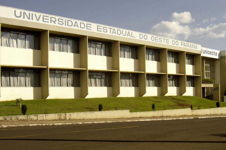 Unioeste abre inscrições de processo para contratação de professores na quinta