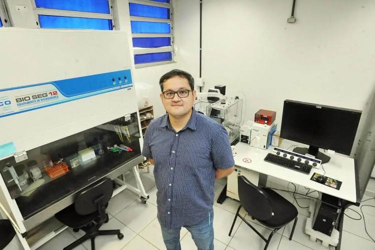 Pesquisador da UEL é reconhecido pela revista Nature como “mentor da ciência"