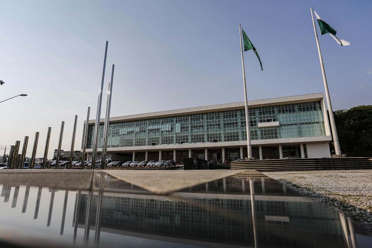 Novo decreto regulamenta gestão de pessoal das universidades estaduais