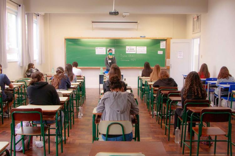 UEPG divulga resultado do vestibular de outuno; confira a lista