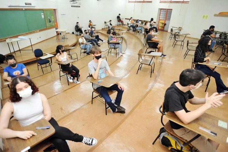 Alunos em sala de aula