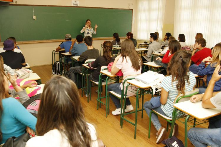 Desempenho no Enem pode ajudar estudantes a ingressar nas sete universidades estaduais