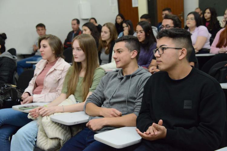 74 estudantes participam da turma 2023 do Cursinho Pré-Vestibular da Unicentro