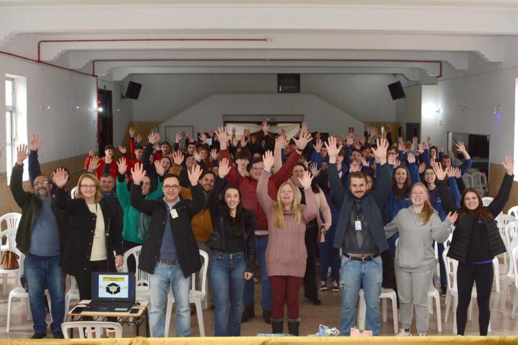 Projeto Unicentro de Braços Abertos reúne 800 alunos de Ensino Médio em Prudentópolis