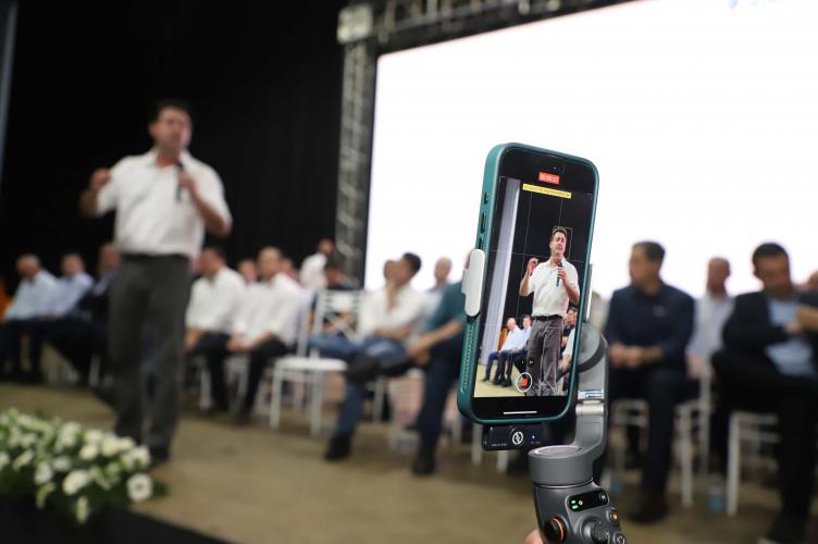 Com apoio do Estado, Jacarezinho alcança R$ 1 bilhão em investimentos privados