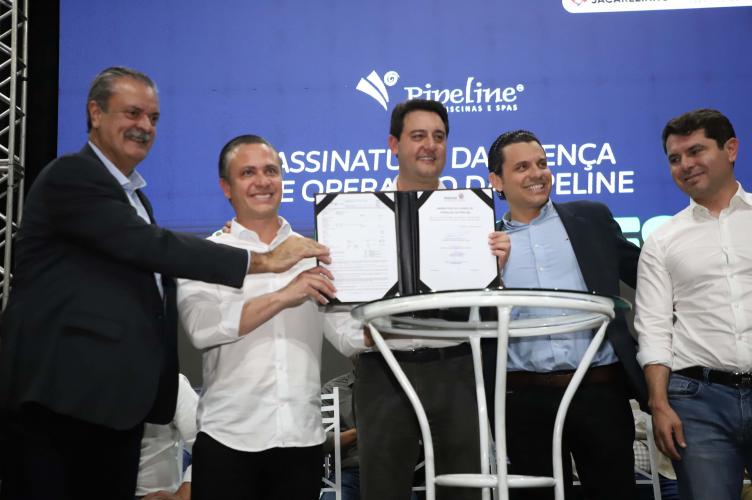 Com apoio do Estado, Jacarezinho alcança R$ 1 bilhão em investimentos privados