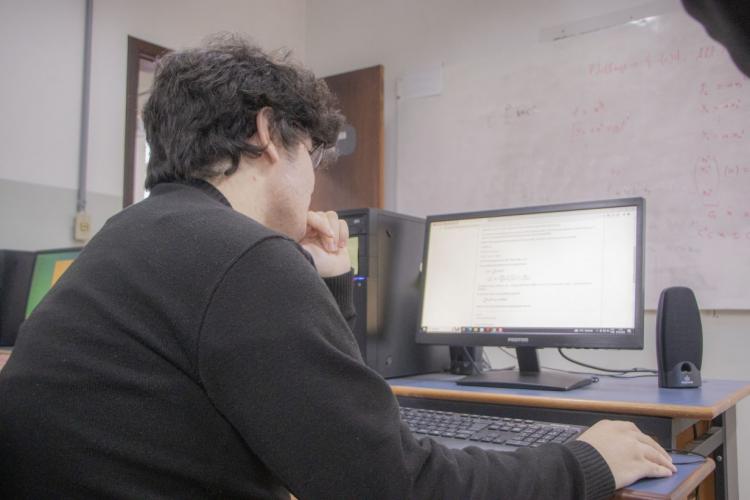 Alunos das universidades estaduais podem fazer disciplinas de pós-graduação da UFPR