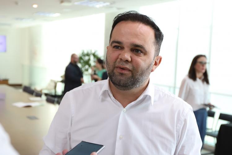 Paraná firma parceria com Google para qualificar alunos de escolas profissionalizantes