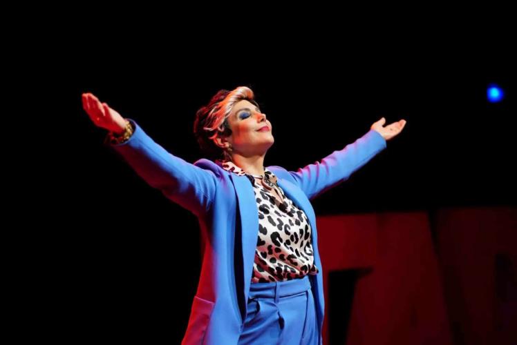 Com Heloísa Périssé e mais de 100 apresentações gratuitas, UEPG divulga programação do 52º Fenata