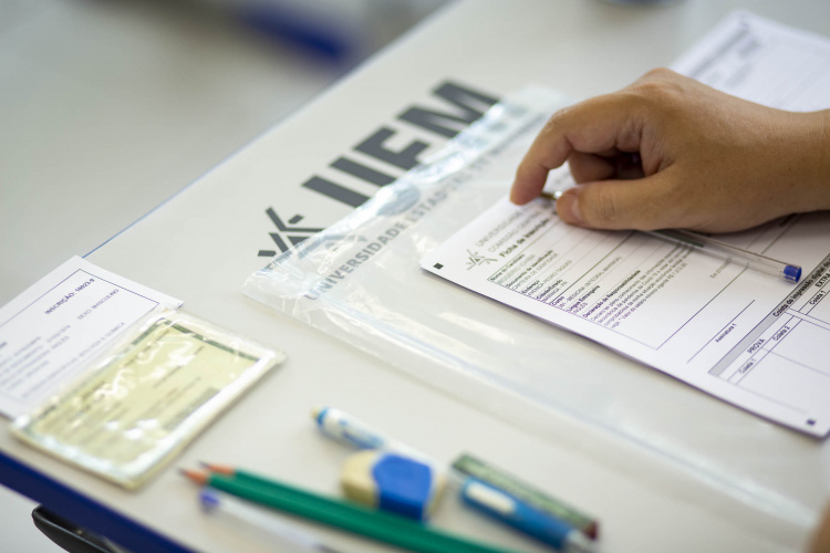 UEM recebe mais de 9 mil candidatos para o Vestibular de Verão 2024 neste domingo