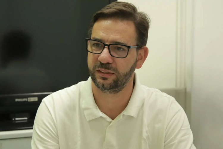 Pesquisador da UEL analisa evolução de família de peixes de água doce da América do Sul