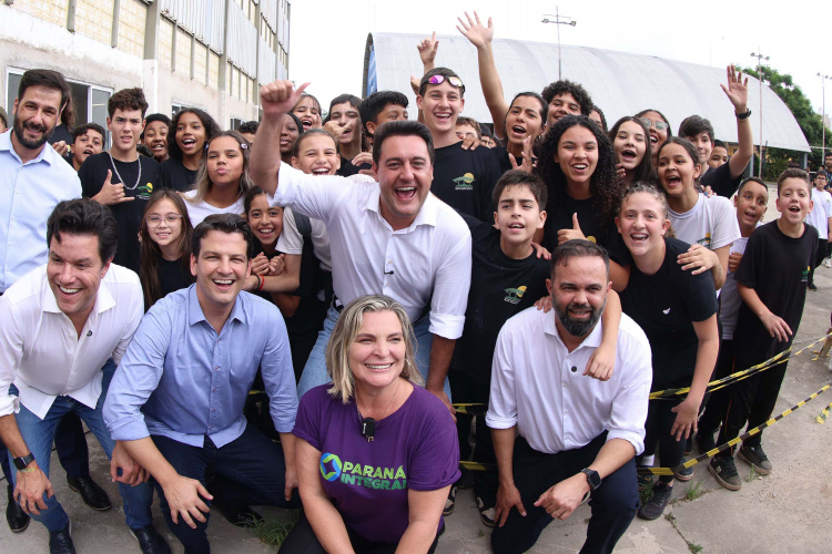 Paraná lança pacote pioneiro de serviços digitais com IA em parceria com o Google