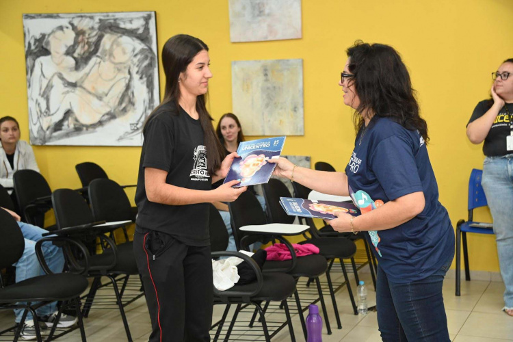 Curso pré-vestibular gratuito da Unicentro está com inscrições abertas