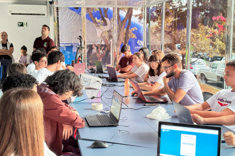 Carreta da Inovação estará em Florestópolis e Rancho Alegre a partir desta terça-feira