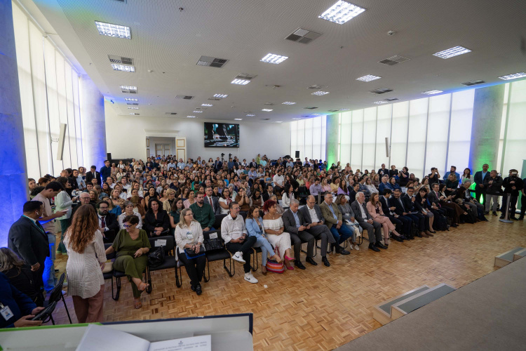 Paraná lança Cadastro do Cuidador e reforça cooperação em políticas para pessoa idosa