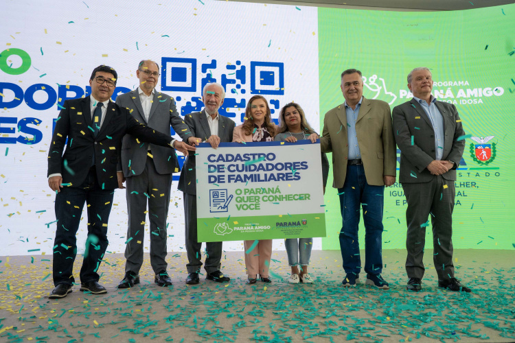 Paraná lança Cadastro do Cuidador e reforça cooperação em políticas para pessoa idosa