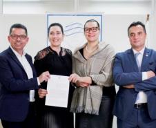 UEPG assina acordo de cooperação com Cejusc
