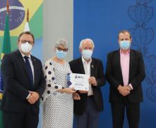 Governo entrega 34º Prêmio Paranaense de Ciência e Tecnologia; conheça os vencedores