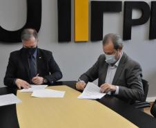 Estado e UTFPR firmam parceria para fortalecer o ecossistema de inovação
