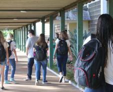 Unioeste retoma aulas presenciais em quatro campus