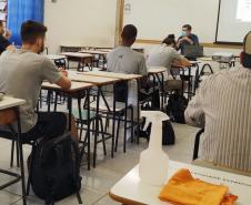 UEM retoma aulas presenciais das graduações nos sete câmpus