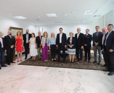 Paraná e Canadá confirmam interesse em expandir parcerias na agricultura e educação