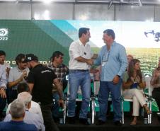 Governador conhece projeto de alimentação do futuro desenvolvido em Londrina