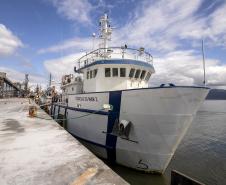 Após dois anos, navio de ensino volta a atracar no Porto de Paranaguá