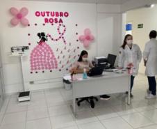 Escola de Enfermagem da Unicentro atende comunidade de Guarapuava no Outubro Rosa