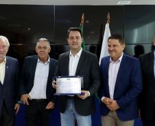 Governador autoriza abertura de três novos cursos gratuitos de nível superior em Loanda