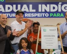 Governador inaugura obra de ampliação do maior colégio indígena do Paraná